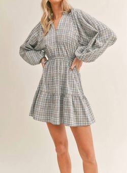 Style 1-402540075-3011 Sadie & Sage Blue Size 8 Free Shipping Casual Cocktail Dress on Queenly