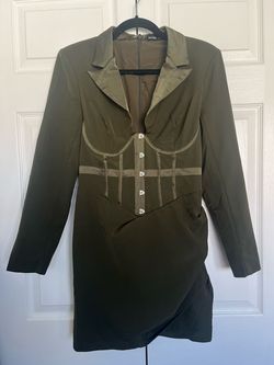 Lavish Alice Dark Green Size 8 Interview Sleeves Olive Cocktail Dress on Queenly