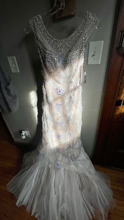 Sherri Hill Nude Size 2 Prom 50 Off Floor Length Pageant Mermaid Dress on Queenly