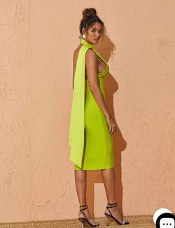 Mew mew Green Size 4 Jersey Free Shipping Cocktail Dress on Queenly