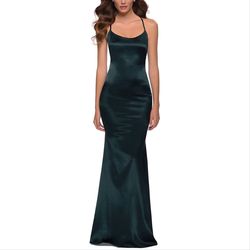Style 29858 La Femme Green Size 2 Floor Length Straight Dress on Queenly