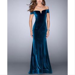 Style 24626 La Femme Blue Size 4 Silk Floor Length Velvet Straight Dress on Queenly