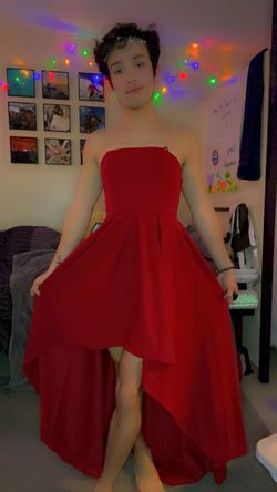 Speechless Red Size 2 Floor Length Straight Dress on Queenly