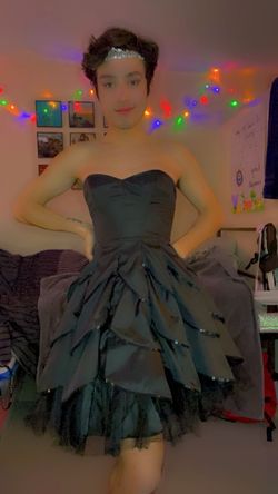 Betsey Johnson Black Size 4 Strapless 50 Off Homecoming Cocktail Dress on Queenly