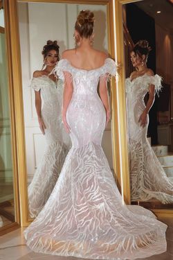 Style PS22227 Portia and Scarlett White Size 14 Ps22227 Floor Length Mermaid Dress on Queenly