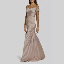 Style 25996 La Femme Pink Size 2 25996 Mermaid Sleeves Black Tie Straight Dress on Queenly