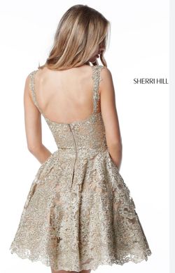 Sherri Hill Gold Size 4 Prom Flare Plunge Jersey Cocktail Dress on Queenly