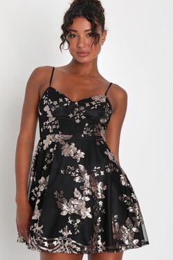 Lulus Black Size 8 Sorority Flare Cocktail Dress on Queenly