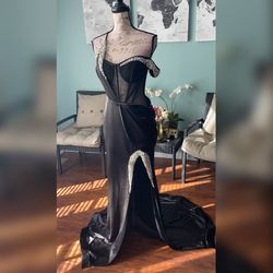 Portia and Scarlett Black Size 4 Side Slit Sheer Mermaid Dress on Queenly