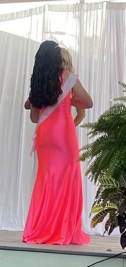 Madison James Pink Size 2 Prom Free Shipping Mermaid Dress on Queenly