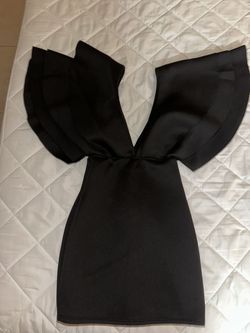 Fashion Nova Black Size 2 Plunge Pageant Mini Cocktail Dress on Queenly