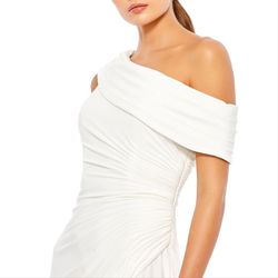 Style 26517 Mac Duggal White Size 4 Polyester Pageant One Shoulder Jersey Side slit Dress on Queenly