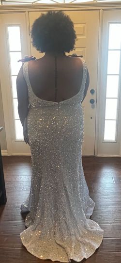 White Size 20 Mermaid Dress on Queenly