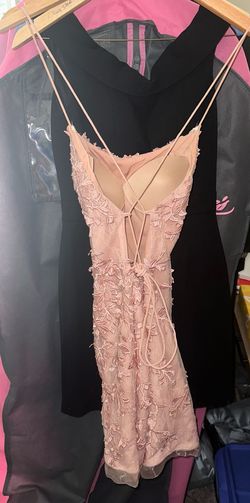 Sherri Hill Pink Size 4 Swoop Embroidery 70 Off Cocktail Dress on Queenly