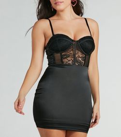 Style 05103-5532 Windsor Black Size 0 Tall Height Lace Bustier Cocktail Dress on Queenly