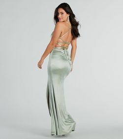 Style 05002-8267 Windsor Green Size 0 Prom Mermaid Wedding Guest Side slit Dress on Queenly