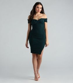 Style 05101-2563 Windsor Green Size 4 Mini Prom Velvet Sheer Side slit Dress on Queenly