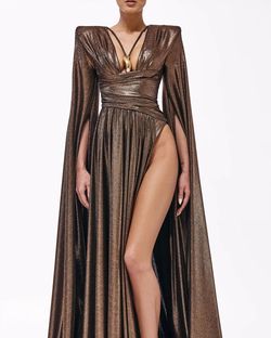 Style metallic-majesty-24-11 Valdrin Sahiti Gold Size 4 Pageant Floor Length Shiny Tall Height Side slit Dress on Queenly