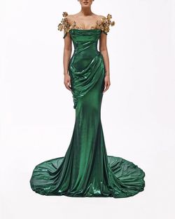 Style metallic-majesty-24-26 Valdrin Sahiti Green Size 4 Shiny Floor Length Mermaid Dress on Queenly