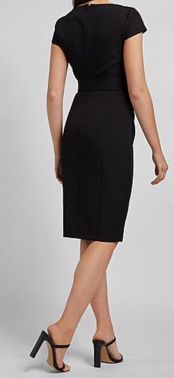 Express Black Size 6 Midi 70 Off Cocktail Dress on Queenly