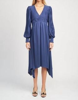 Style 1-1231507906-3236 En Saison Blue Size 4 V Neck Polyester Cocktail Dress on Queenly