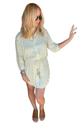 Style 1-704067259-2791 SKEMO Yellow Size 12 High Neck Sleeves Plus Size Cocktail Dress on Queenly