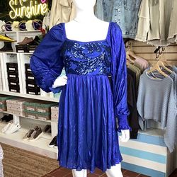 Style 1-830505036-3011 umgee Royal Blue Size 8 Square Neck Shiny Cocktail Dress on Queenly