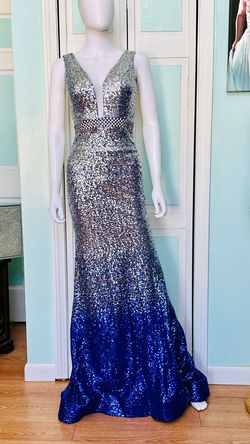 Style EW118047 Ellie Wilde Multicolor Size 0 Plunge Sequined Floor Length Mermaid Dress on Queenly