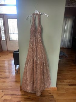 Ellie Wilde Rose Gold Size 4 Tall Height Pockets Train Dress on Queenly