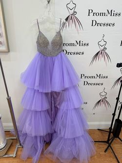 Jovani Light Purple Size 2 Prom Beaded Top Lavender Free Shipping Ball gown on Queenly