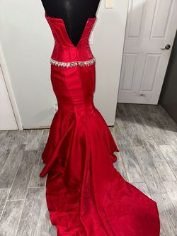Johnathan Kayne Red Size 2 Floor Length Train Pageant Mermaid Dress on Queenly