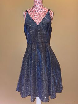 Xscape Blue Size 6 Homecoming Shiny Cocktail Dress on Queenly