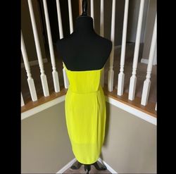 BCBG Yellow Size 2 Strapless Nightclub Cocktail Dress on Queenly