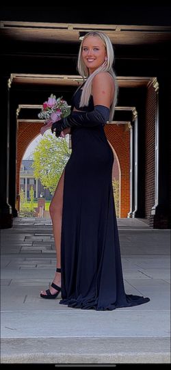 Sherri Hill Black Tie Size 6 Floor Length Straight Dress on Queenly