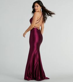 Style 05002-8035 Windsor Purple Size 4 Prom Quinceanera Floor Length V Neck Mermaid Dress on Queenly