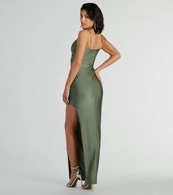 Style 05002-7728 Windsor Green Size 8 Wedding Guest Sweetheart Tall Height Side slit Dress on Queenly
