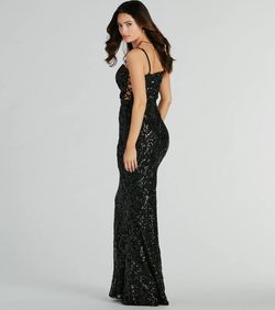 Style 05002-7942 Windsor Black Size 4 Sheer Pattern Spaghetti Strap Tall Height Mermaid Dress on Queenly