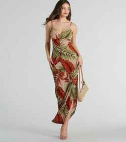 Style 05102-5537 Windsor Nude Size 4 Spaghetti Strap Print Side slit Dress on Queenly