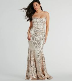 Style 05002-8412 Windsor Gold Size 0 Satin Pattern Prom Floor Length Side slit Dress on Queenly