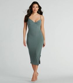 Style 05102-5545 Windsor Green Size 4 Graduation Floor Length Spaghetti Strap Side slit Dress on Queenly