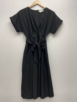 Style 1-3219009859-2901 MOLLY BRACKEN Black Size 8 Sleeves Free Shipping Polyester Tall Height Cocktail Dress on Queenly