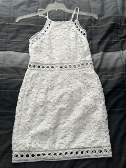 Charlotte russe White Size 8 Engagement Nightclub Bridal Shower Cocktail Dress on Queenly