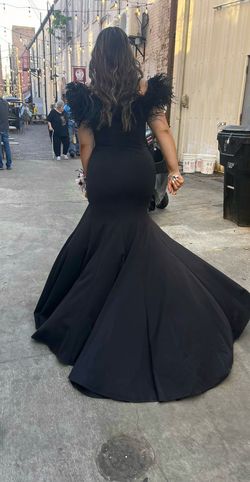 Style 11099 Ashley Lauren Black Size 12 50 Off Prom Plus Size Floor Length Mermaid Dress on Queenly