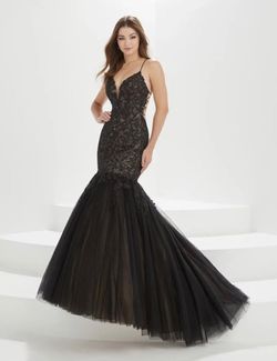 Christina Wu Black Size 0 Free Shipping Floor Length Mermaid Dress on Queenly