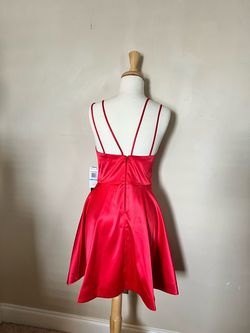 Sequin Hearts Red Size 4 Plunge 50 Off Homecoming Jersey Cocktail Dress on Queenly