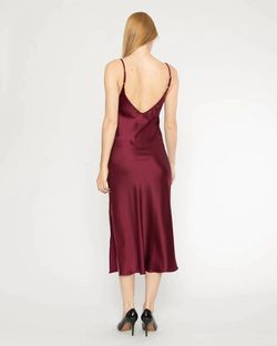 Style 1-2773108804-6158 RIPLEY RADER Red Size 2 Burgundy Satin Cocktail Dress on Queenly