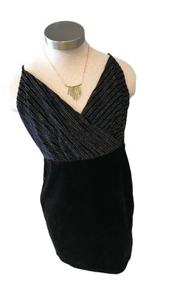 Style 1-2944120101-2901 LUSH Black Size 8 Spaghetti Strap Velvet Cocktail Dress on Queenly