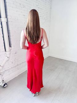 Style 1-3120863698-3236 BARDOT Red Size 4 Polyester Tall Height Cocktail Dress on Queenly