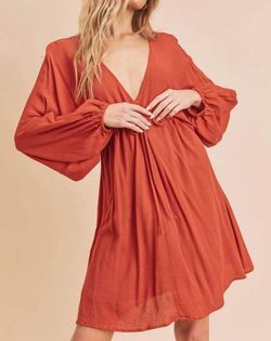 Style 1-3662221726-3011 AEMI + CO Red Size 8 Sleeves Cocktail Dress on Queenly