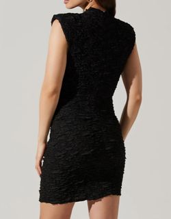 Style 1-4154437489-3855 ASTR Black Size 0 Free Shipping Polyester Jersey Cocktail Dress on Queenly